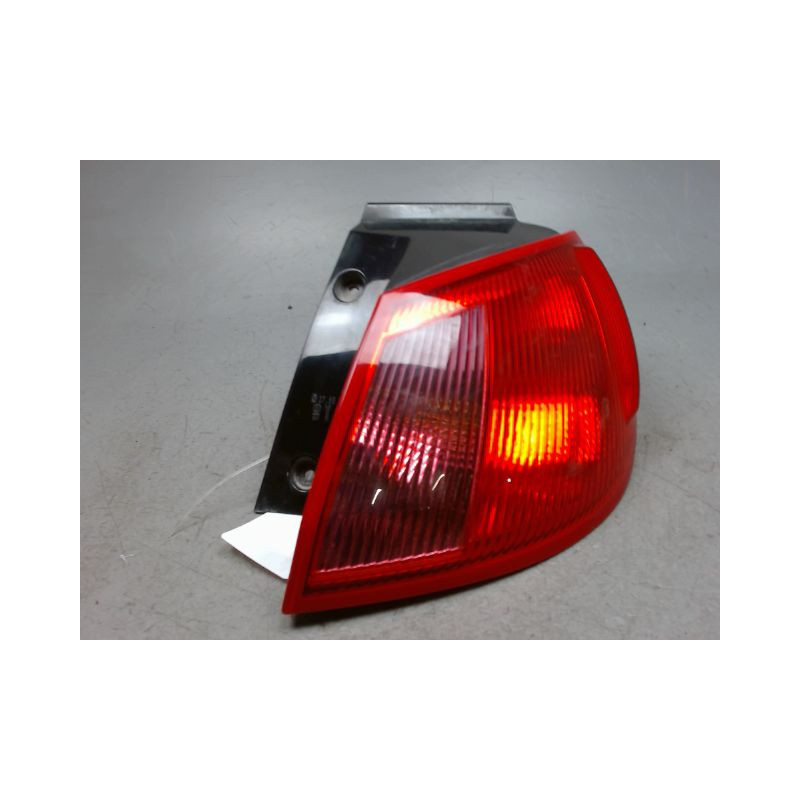 FEU ARRIERE DROIT MITSUBISHI COLT CZ 2005-