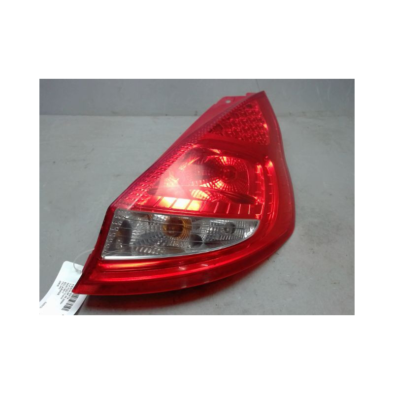 FEU ARRIERE DROIT FORD FIESTA 2008-