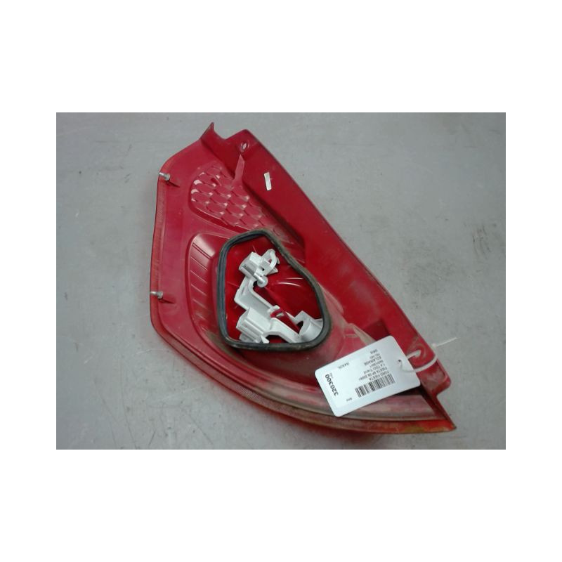 FEU ARRIERE DROIT FORD FIESTA 2008-
