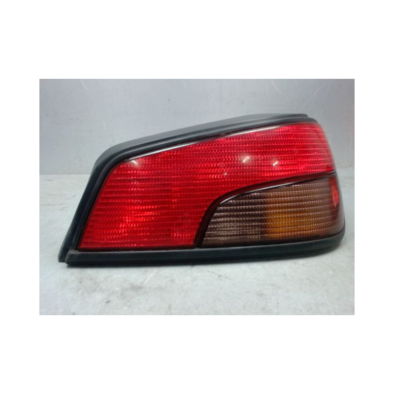 FEU ARRIERE DROIT PEUGEOT 306 93-97