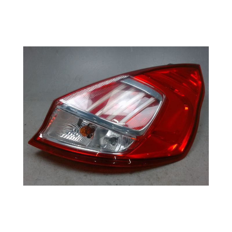 FEU ARRIERE DROIT FORD FIESTA