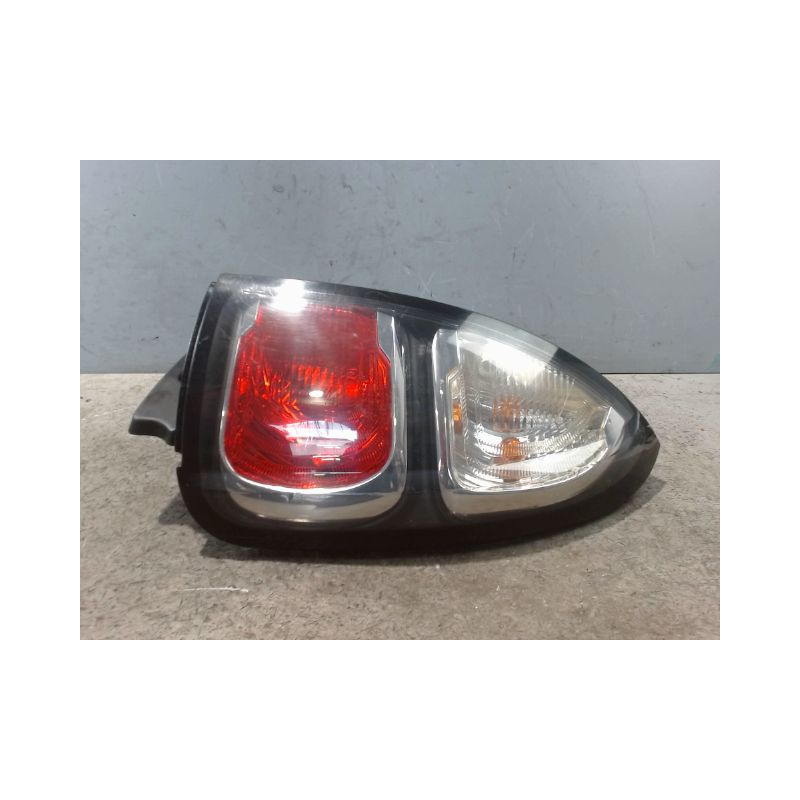 FEU ARRIERE DROIT CITROEN C3 PICASSO 2008-