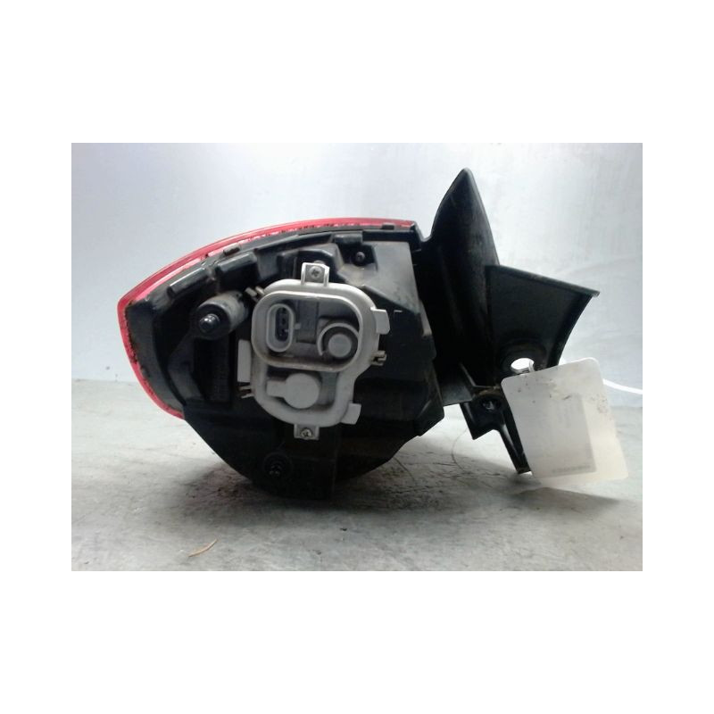 FEU ARRIERE DROIT ALFA ROMEO GUILIETTA 2010-