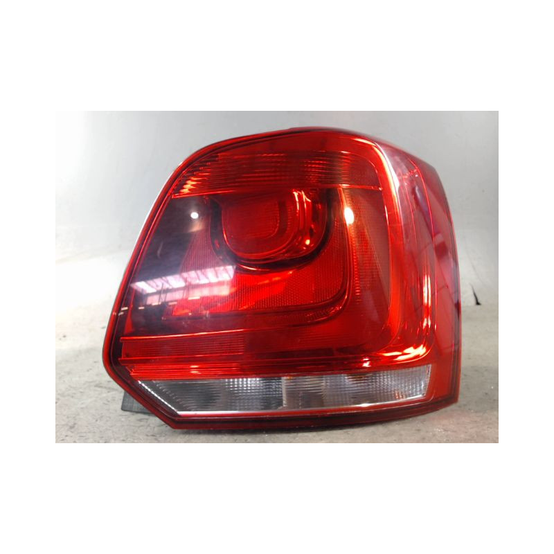 FEU ARRIERE DROIT VOLKSWAGEN POLO 2009-