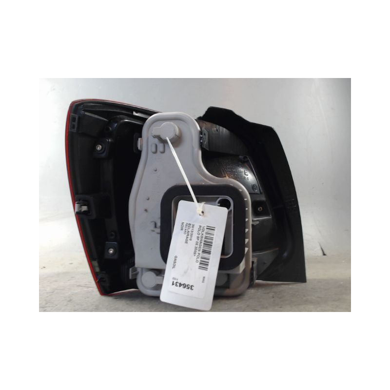 FEU ARRIERE DROIT VOLKSWAGEN POLO 2009-