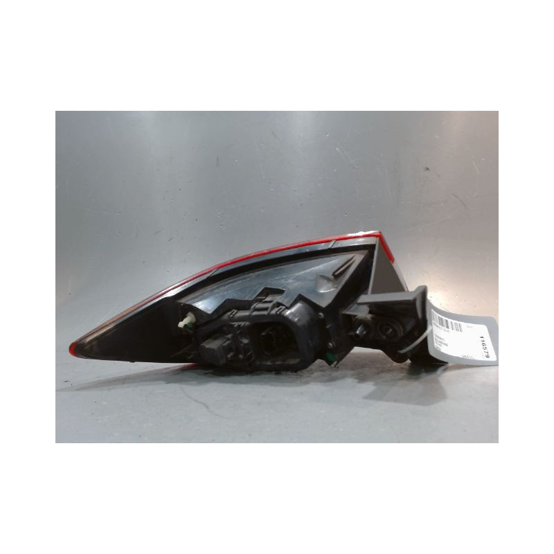 FEU ARRIERE DROIT RENAULT CLIO