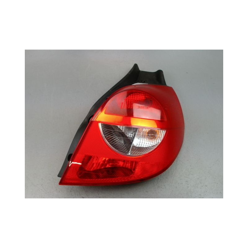 FEU ARRIERE DROIT RENAULT CLIO III Phase 1 2005-2009