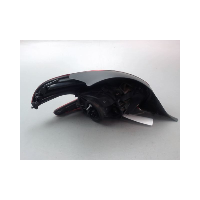 FEU ARRIERE DROIT PEUGEOT 208 Phase 1 2012-...