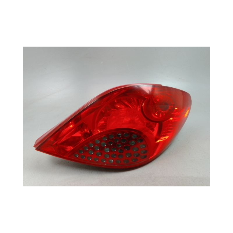 FEU ARRIERE DROIT PEUGEOT 207 2006-2013