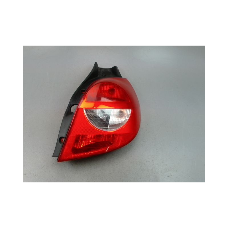 FEU ARRIERE DROIT RENAULT CLIO III Phase 1 2005-2009