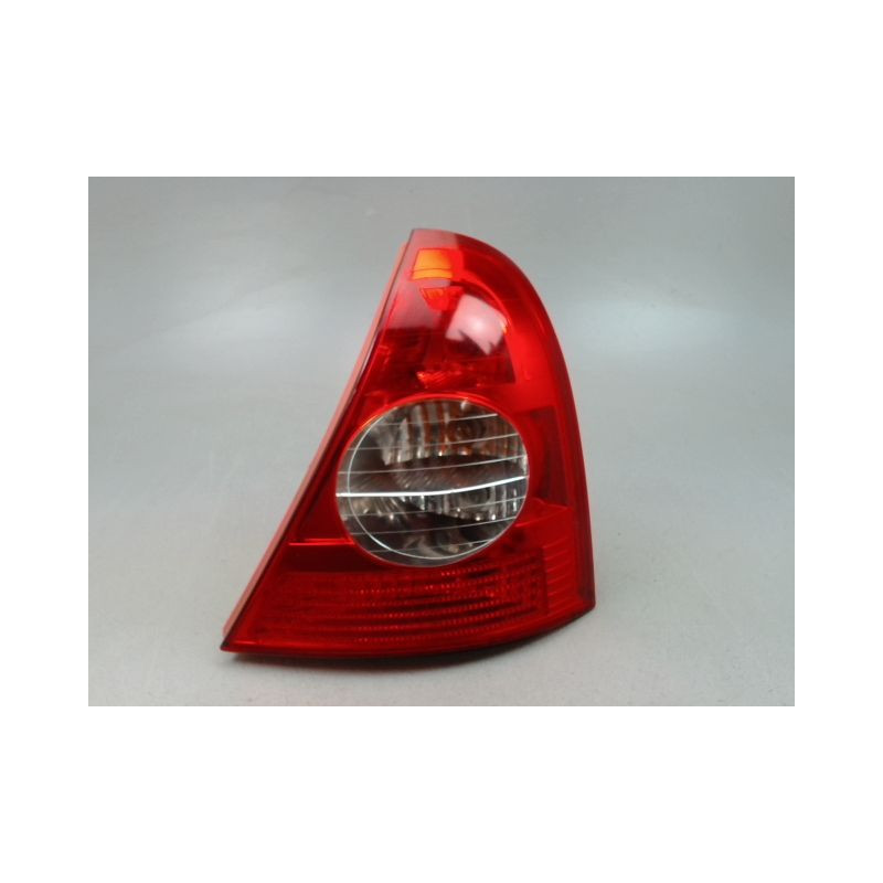 FEU ARRIERE DROIT RENAULT CLIO II Phase 2 2001-2006