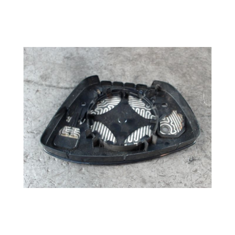 GLACE RETROVISEUR EXT D PEUGEOT 208
