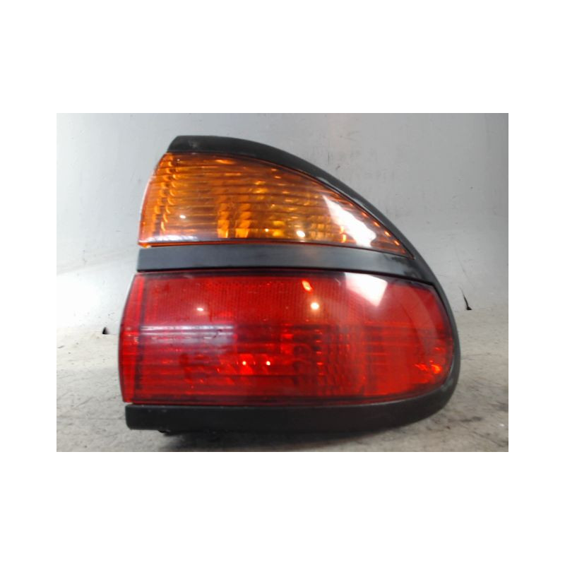 FEU ARRIERE DROIT RENAULT LAGUNA 98-2000