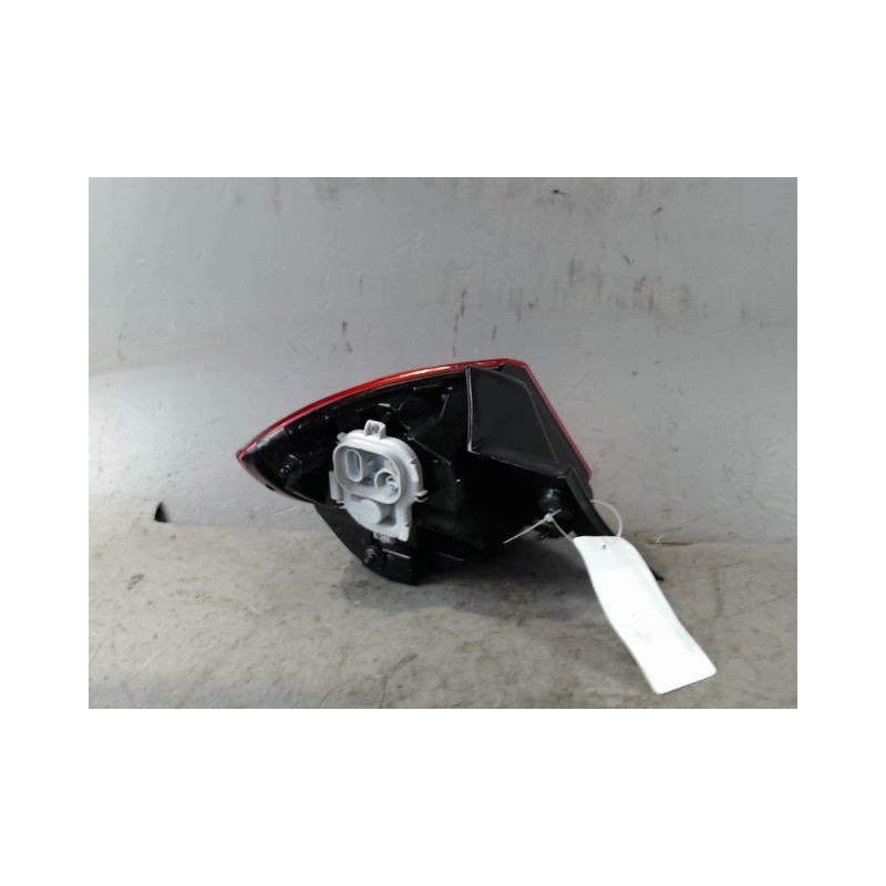 FEU ARRIERE DROIT ALFA ROMEO GUILIETTA 2010-