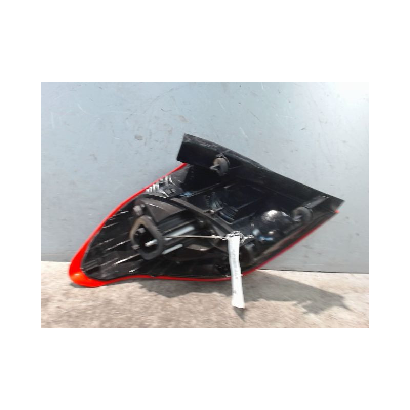 FEU ARRIERE DROIT CITROEN C4 2010-