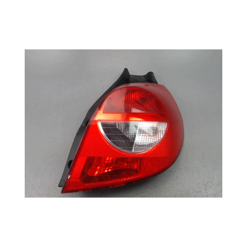 FEU ARRIERE DROIT RENAULT CLIO III Phase 1 2005-2009