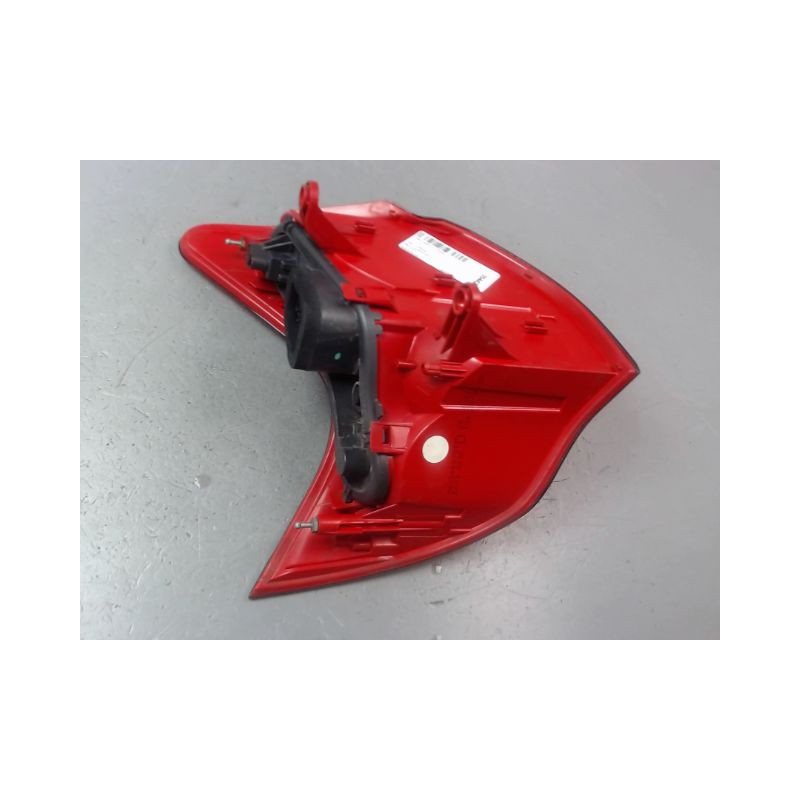 FEU ARRIERE DROIT PEUGEOT 3008 BREAK I Phase 1 2009-2013