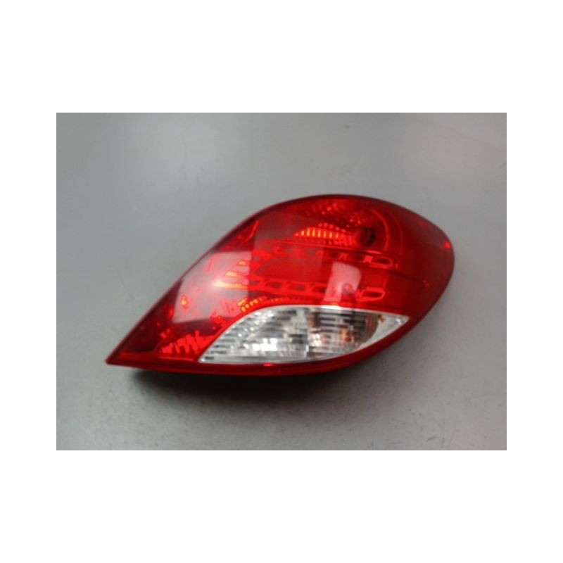 FEU ARRIERE DROIT PEUGEOT 207 2006-2013