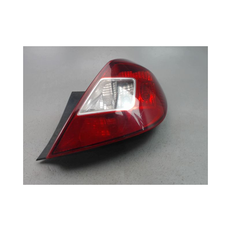 FEU ARRIERE DROIT OPEL CORSA IV Phase 2 (D) 2011-2015
