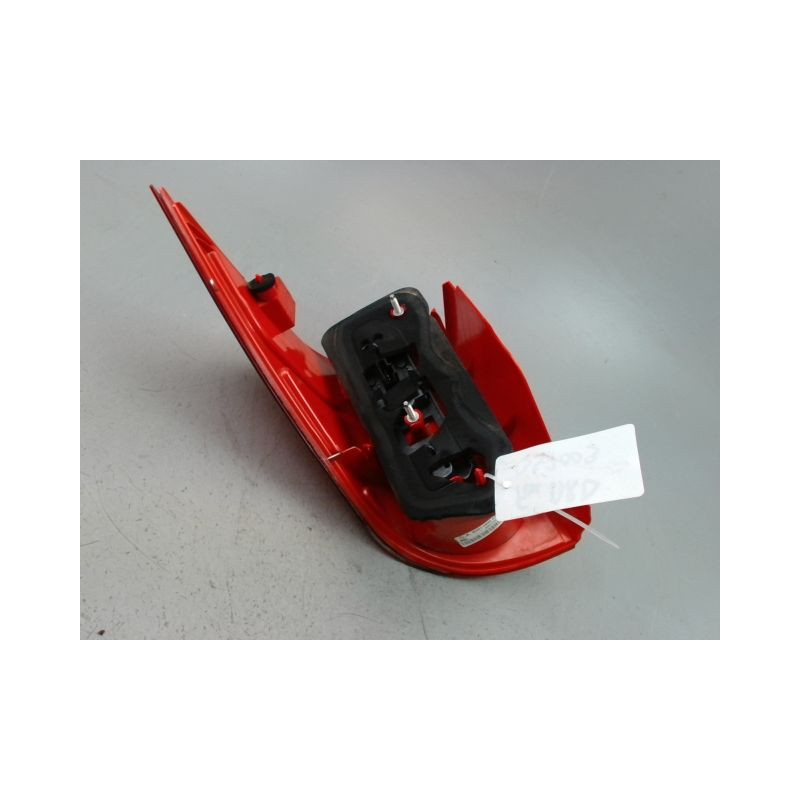 FEU ARRIERE DROIT PEUGEOT 1007 2005-2010