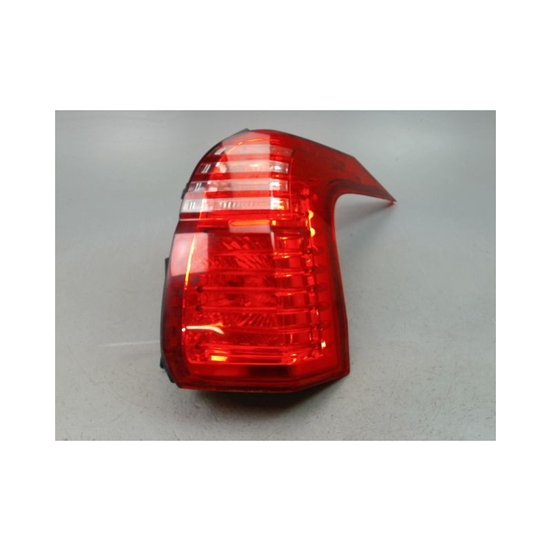 FEU ARRIERE DROIT PEUGEOT 5008 MONOSP. I Phase 1 2009-2013