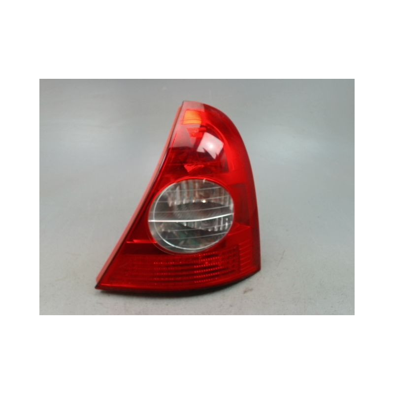 FEU ARRIERE DROIT RENAULT CLIO II Phase 2 2001-2006