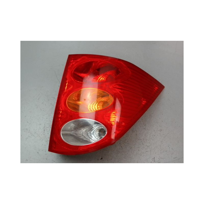 FEU ARRIERE DROIT PEUGEOT 1007 2005-2010
