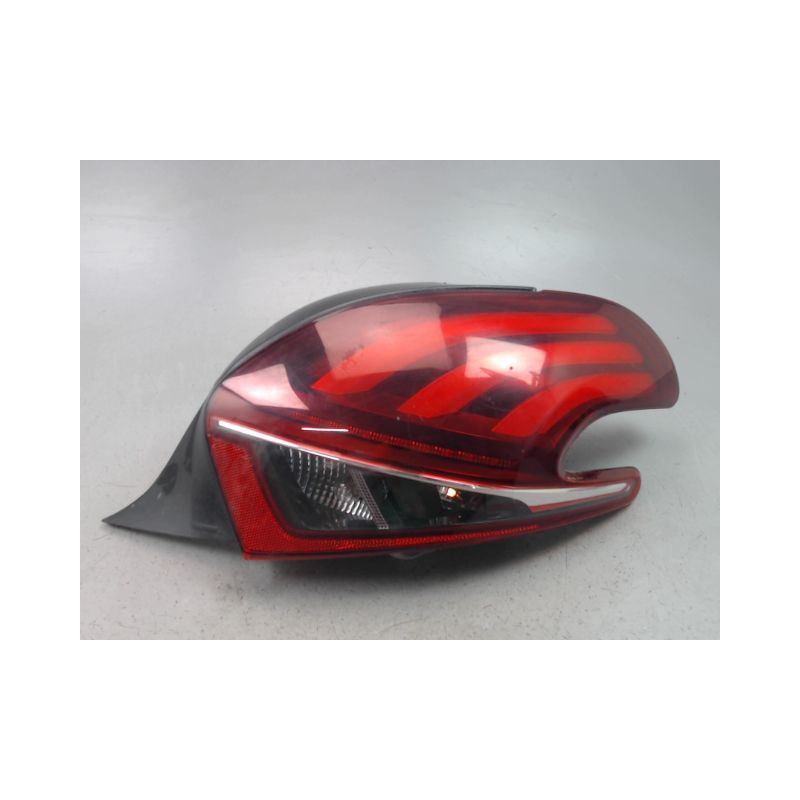 FEU ARRIERE DROIT PEUGEOT 208 Phase 1 2012-...