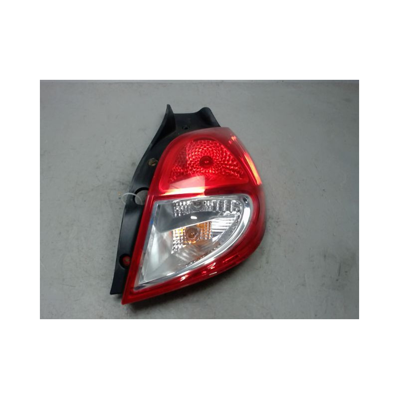 FEU ARRIERE DROIT RENAULT CLIO