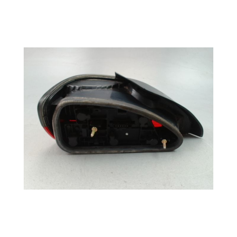 FEU ARRIERE DROIT PEUGEOT 306 BERL. Phase 2 1997-2001