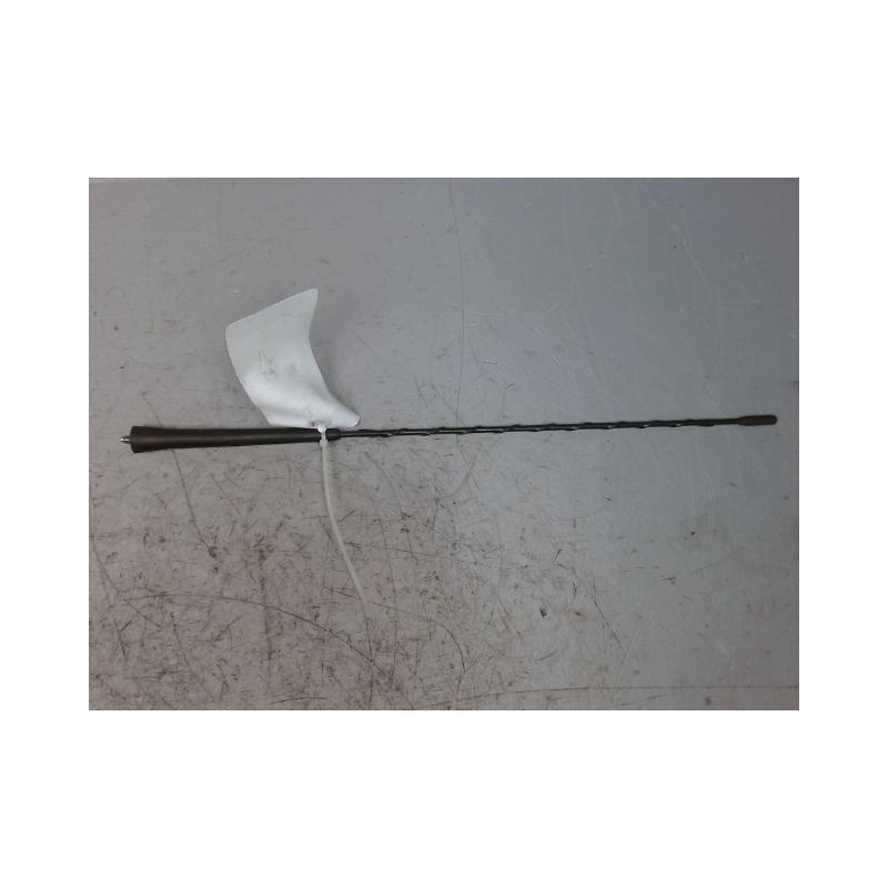 ANTENNE RADIO PEUGEOT 208