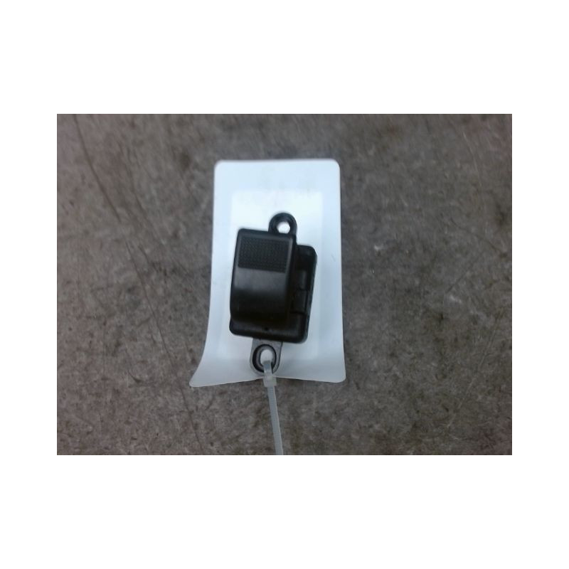 COMMANDE LEVE-GLACE PORTE AVD MAZDA MAZDA 2
