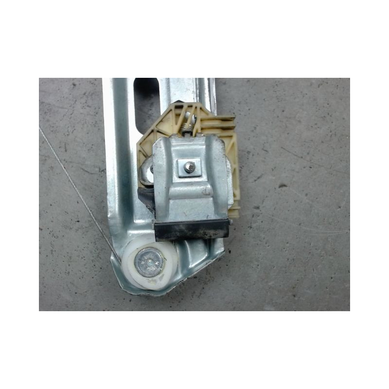MECANISME+MOTEUR LEVE-GLACE AVANT DROIT MERCEDES SPRINTER