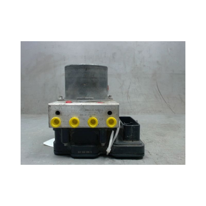 UNITE HYDRAULIQUE ABS TOYOTA VERSO