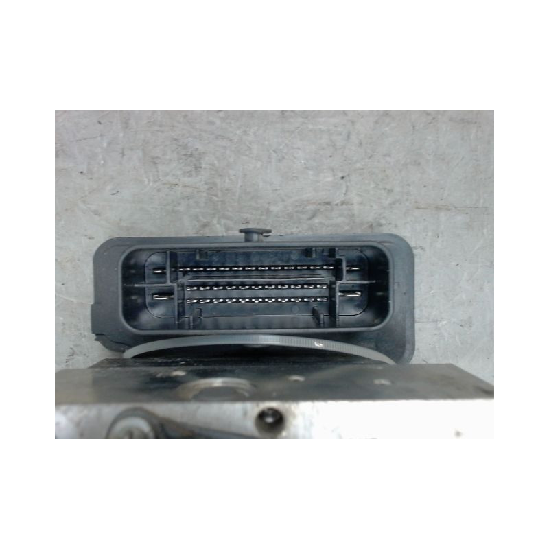 UNITE HYDRAULIQUE ABS TOYOTA VERSO