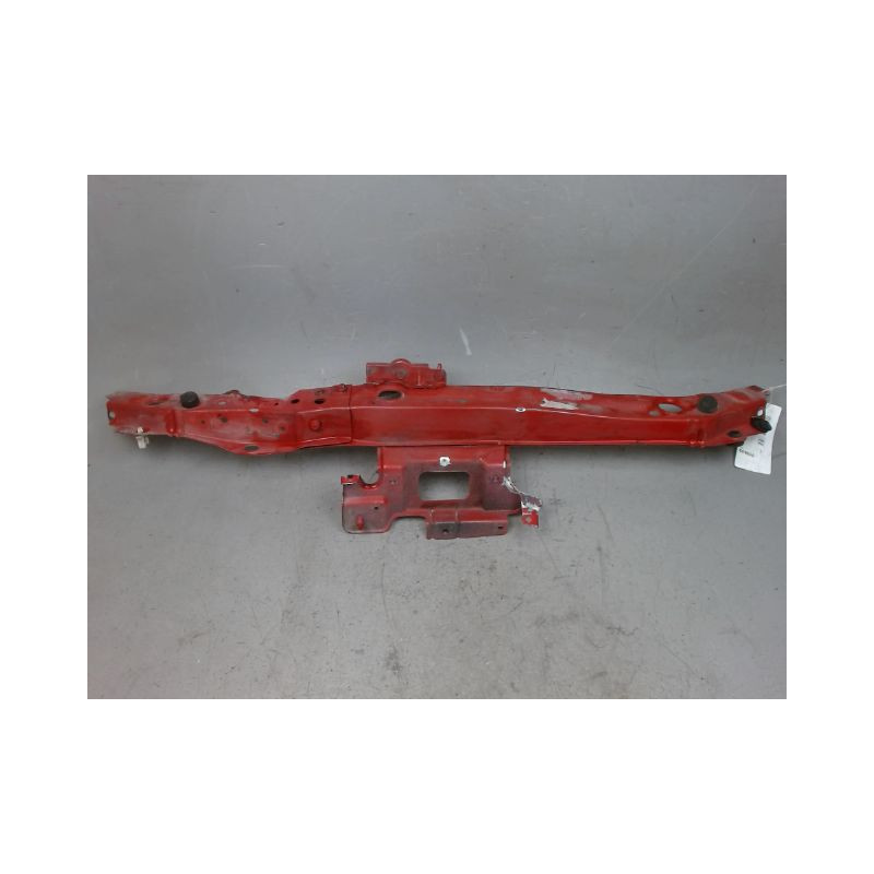 TRAVERSE SUPERIEURE ARMATURE AVANT NISSAN MICRA