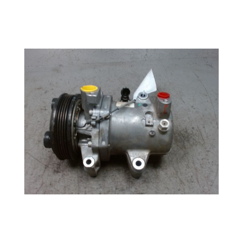 COMPRESSEUR AIR CONDITIONNE MITSUBISHI L 200