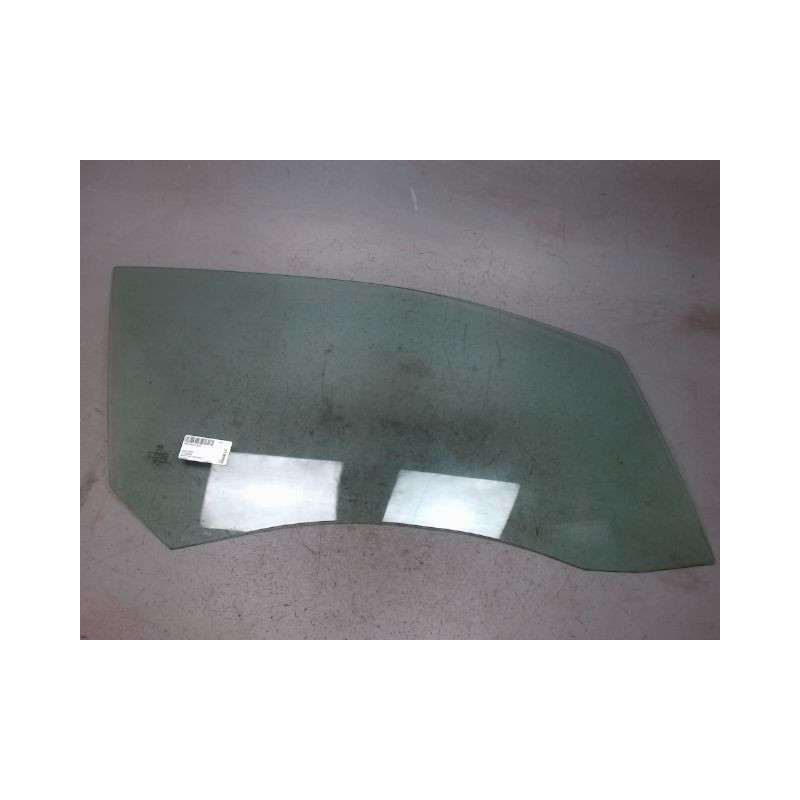GLACE PORTE AVD PEUGEOT 208