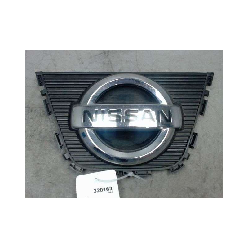 SIGLE CALANDRE NISSAN QASHQAI