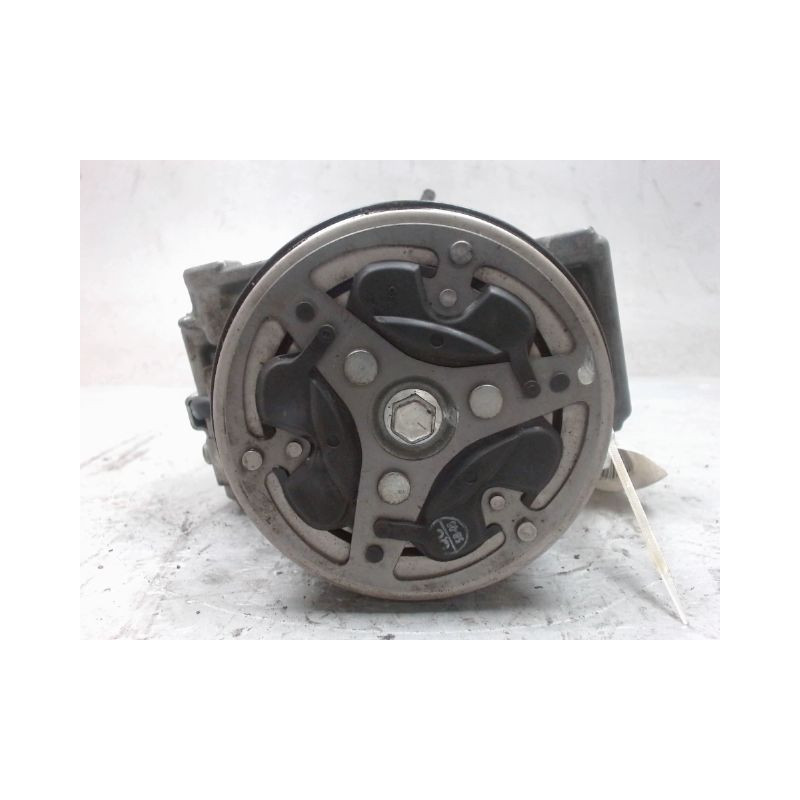 COMPRESSEUR AIR CONDITIONNE OPEL KARL