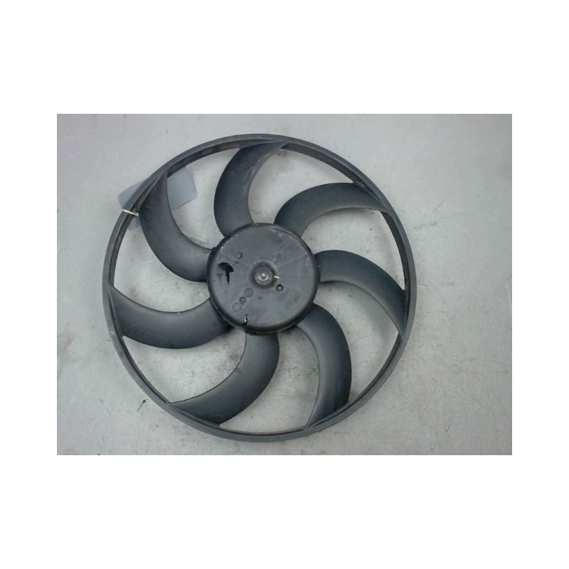 MOTEUR VENTILATEUR RADIATEUR PEUGEOT 208