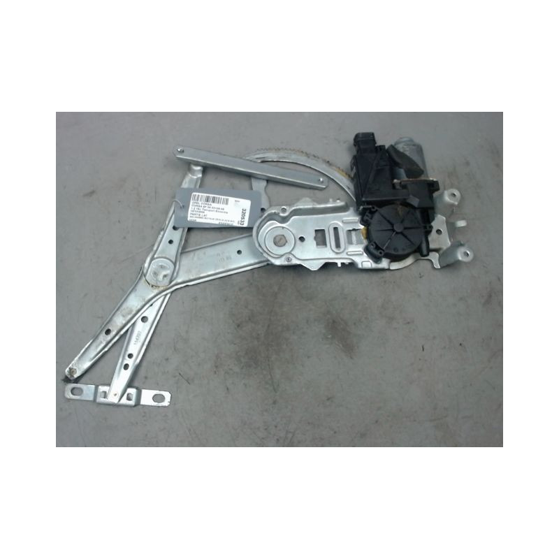MECANISME+MOTEUR LEVE-GLACE AVANT DROIT OPEL CORSA 03-06