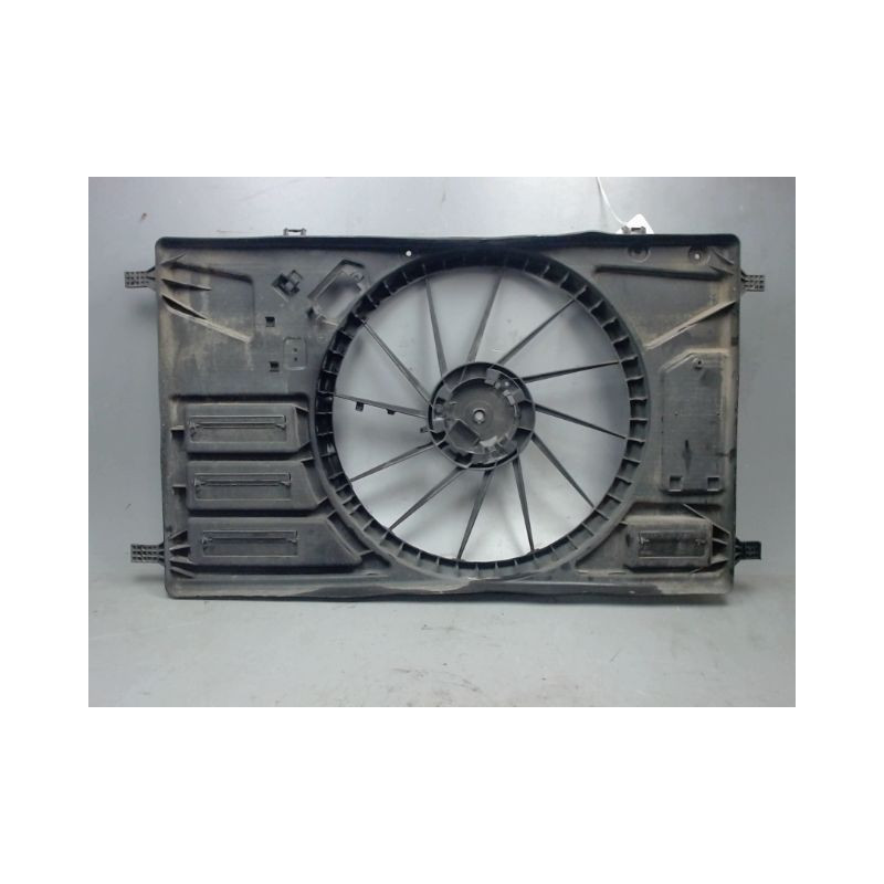 SUPPORT DE VENTILATEUR FORD T.CUSTOM