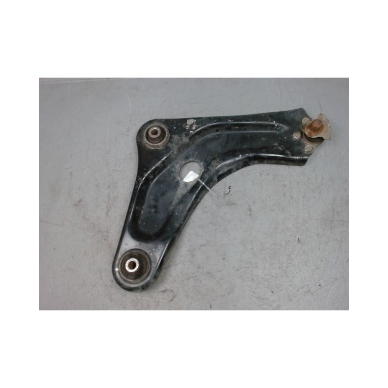 TRIANGLE INFERIEUR AVANT DROIT PEUGEOT 207 5P