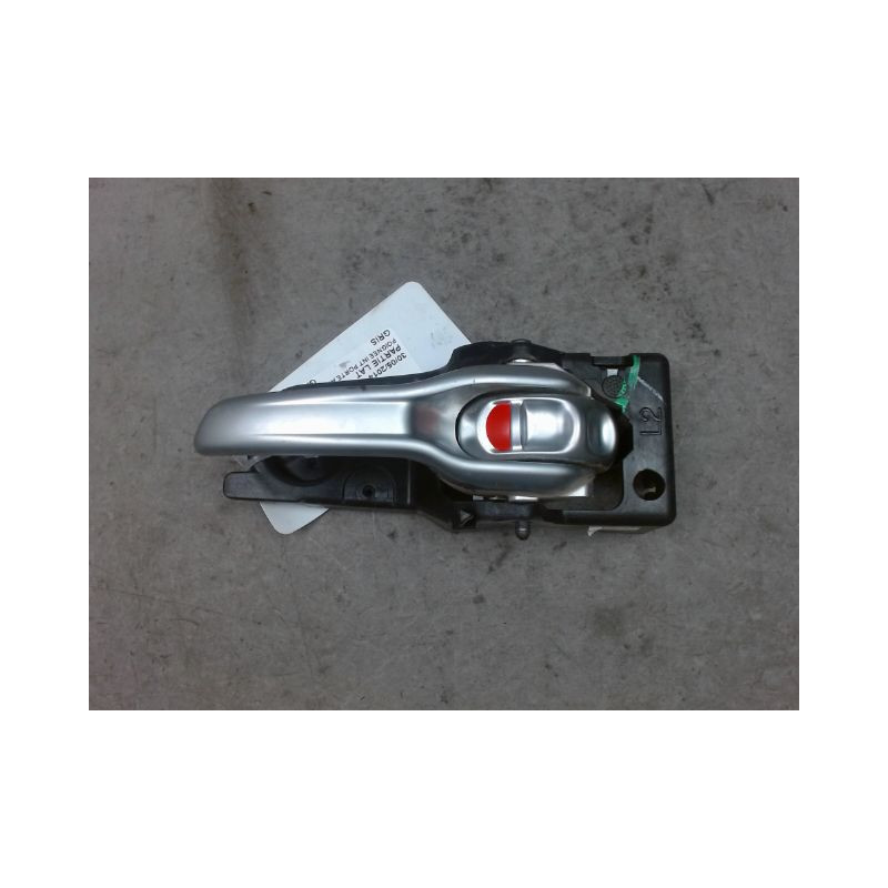 POIGNEE INTERIEURE PORTE ARRIERE GAUCHE JEEP CHEROKEE