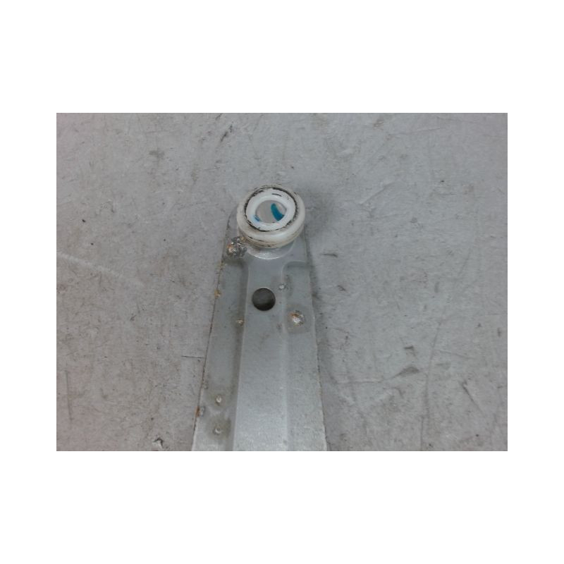 MECANISME LEVE-GLACE ARRIERE DROIT HYUNDAI I 20 2009-