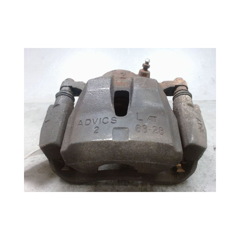 ETRIER DE FREIN AVANT GAUCHE TOYOTA RAV4 2006