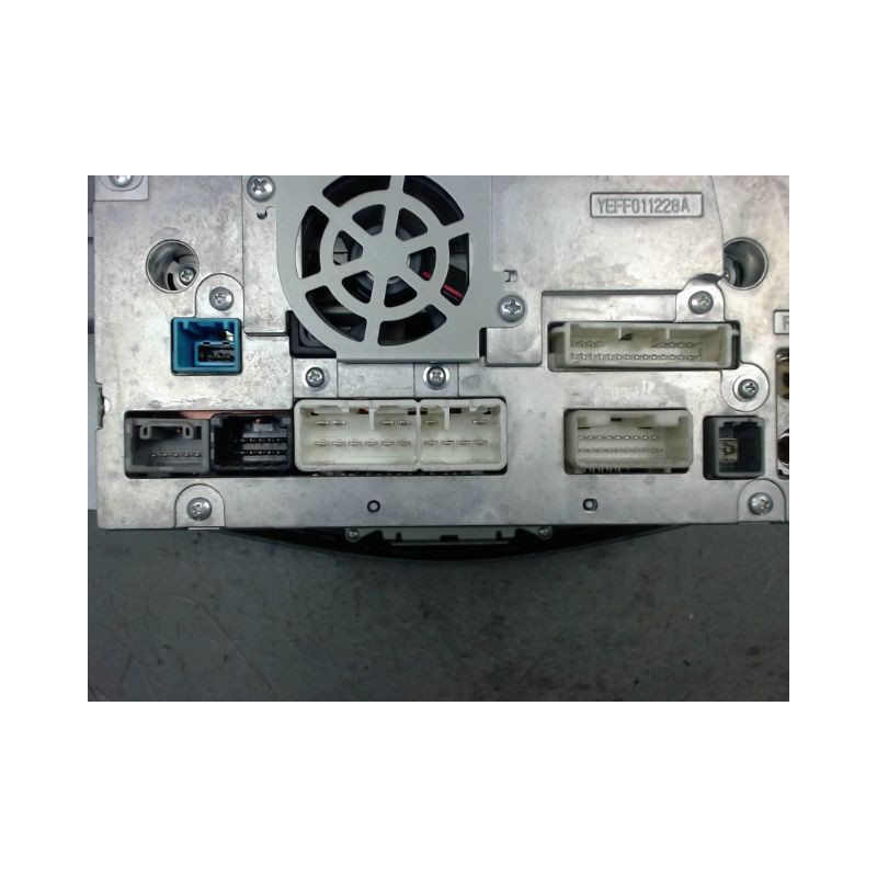 ECRAN GPS TOYOTA RAV4 2006