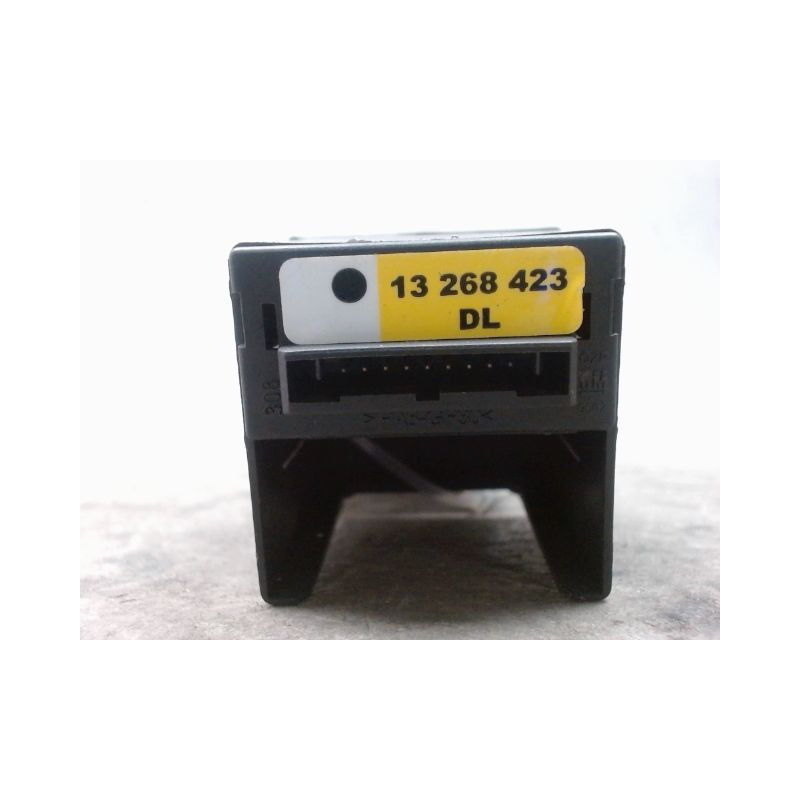 BOUTON DE WARNING OPEL MERIVA 2006-