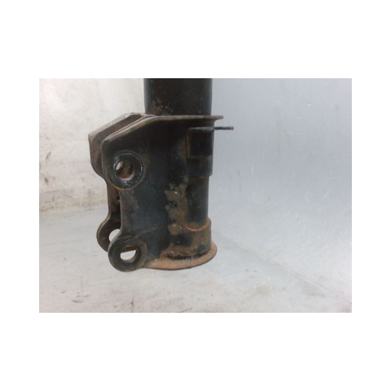 AMORTISSEUR AVANT GAUCHE OPEL CORSA 06-09